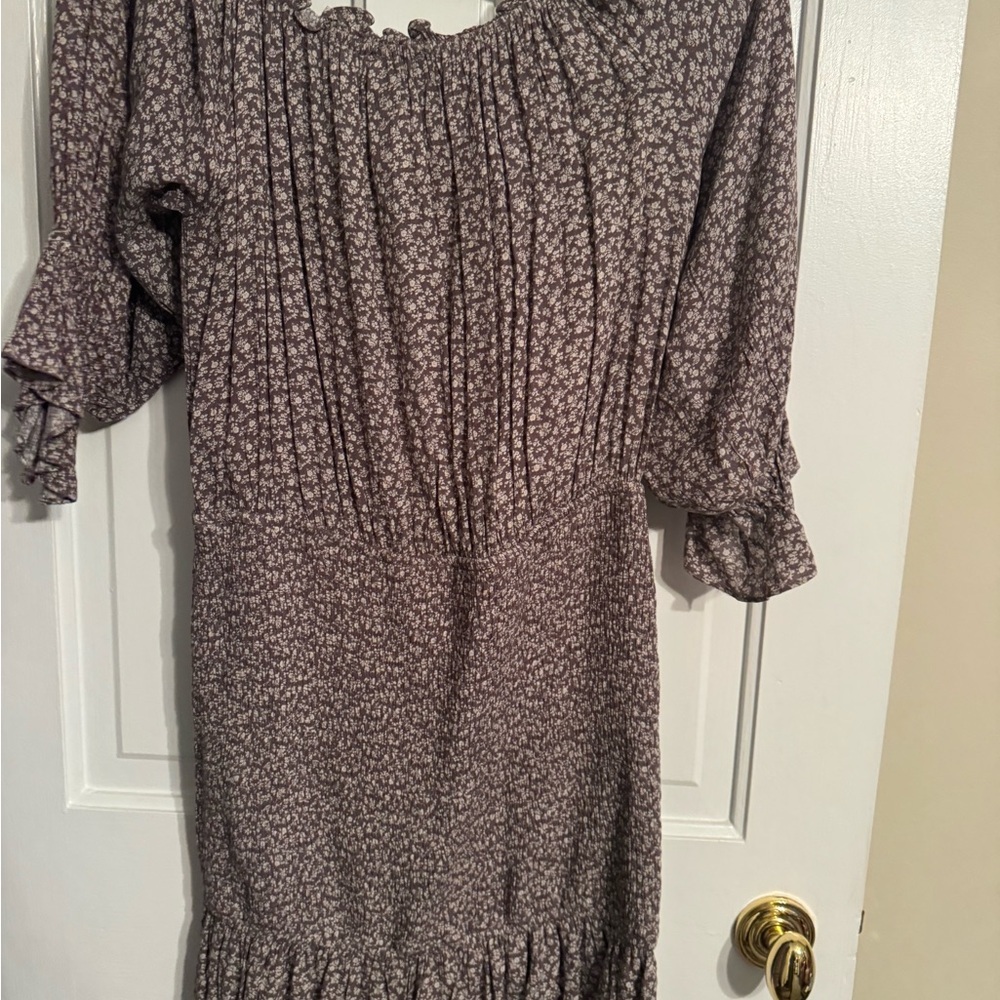 NWT Dress Forum Off Shoulder Smocked Mini Dress Boho Ruffle Hem Size L - Picture 4 of 4
